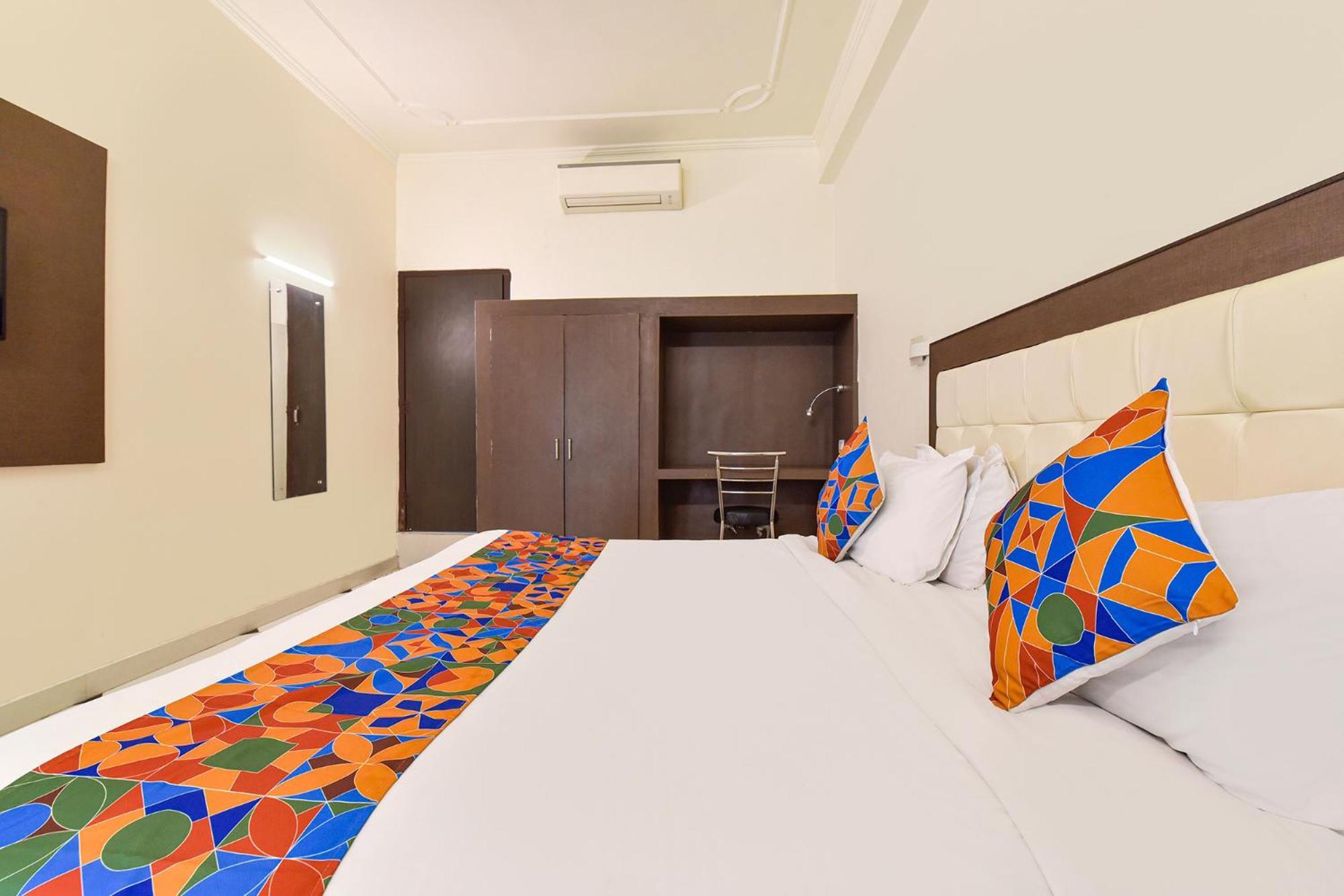 Fabhotel Dream Palace ชัยปุระ ภายนอก รูปภาพ